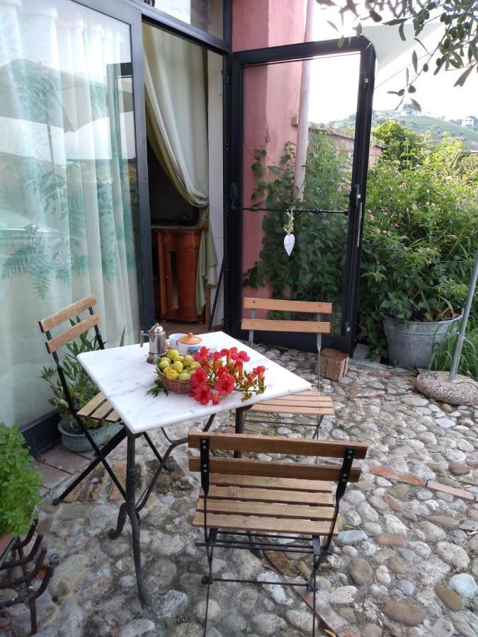 Abruzzocasacampagna Collecorvino - Monolocale Con Mini-Cucina, Giardino E Parcheggio Villa Exterior photo